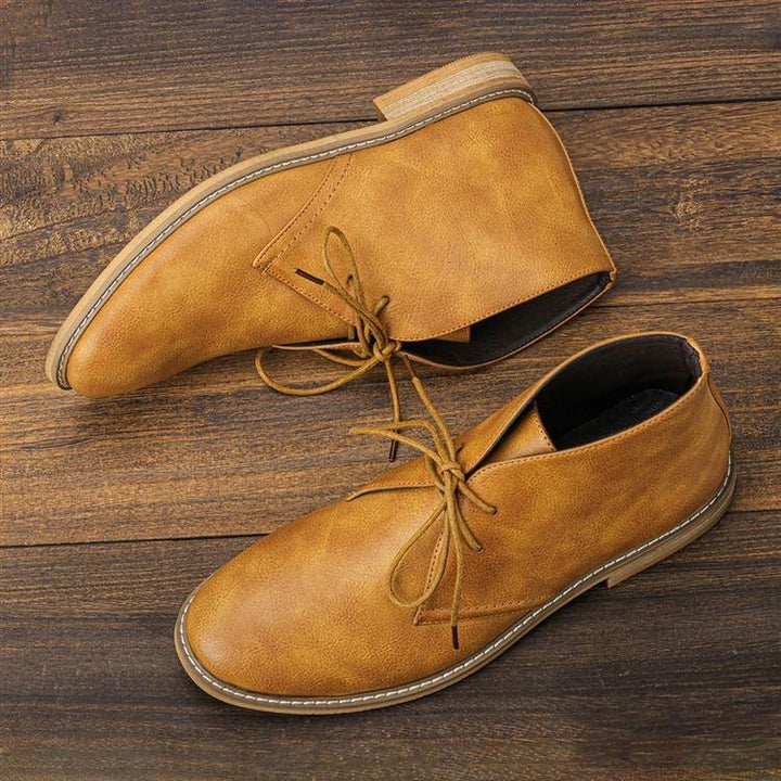 Pembroke Leather Chukka Boots