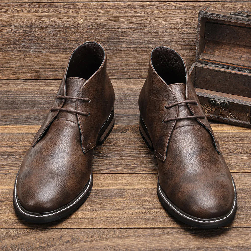 Pembroke Leather Chukka Boots