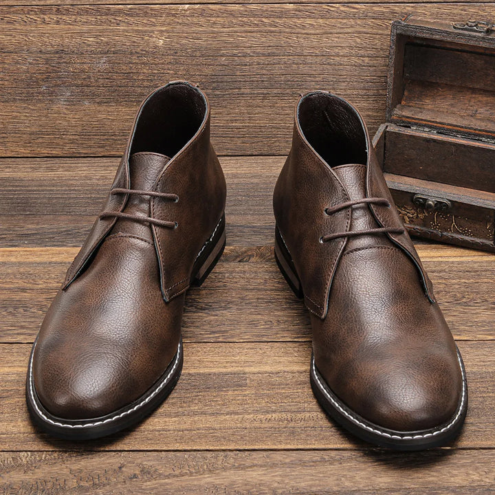 Pembroke Leather Chukka Boots