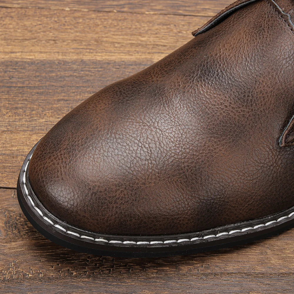 Pembroke Leather Chukka Boots