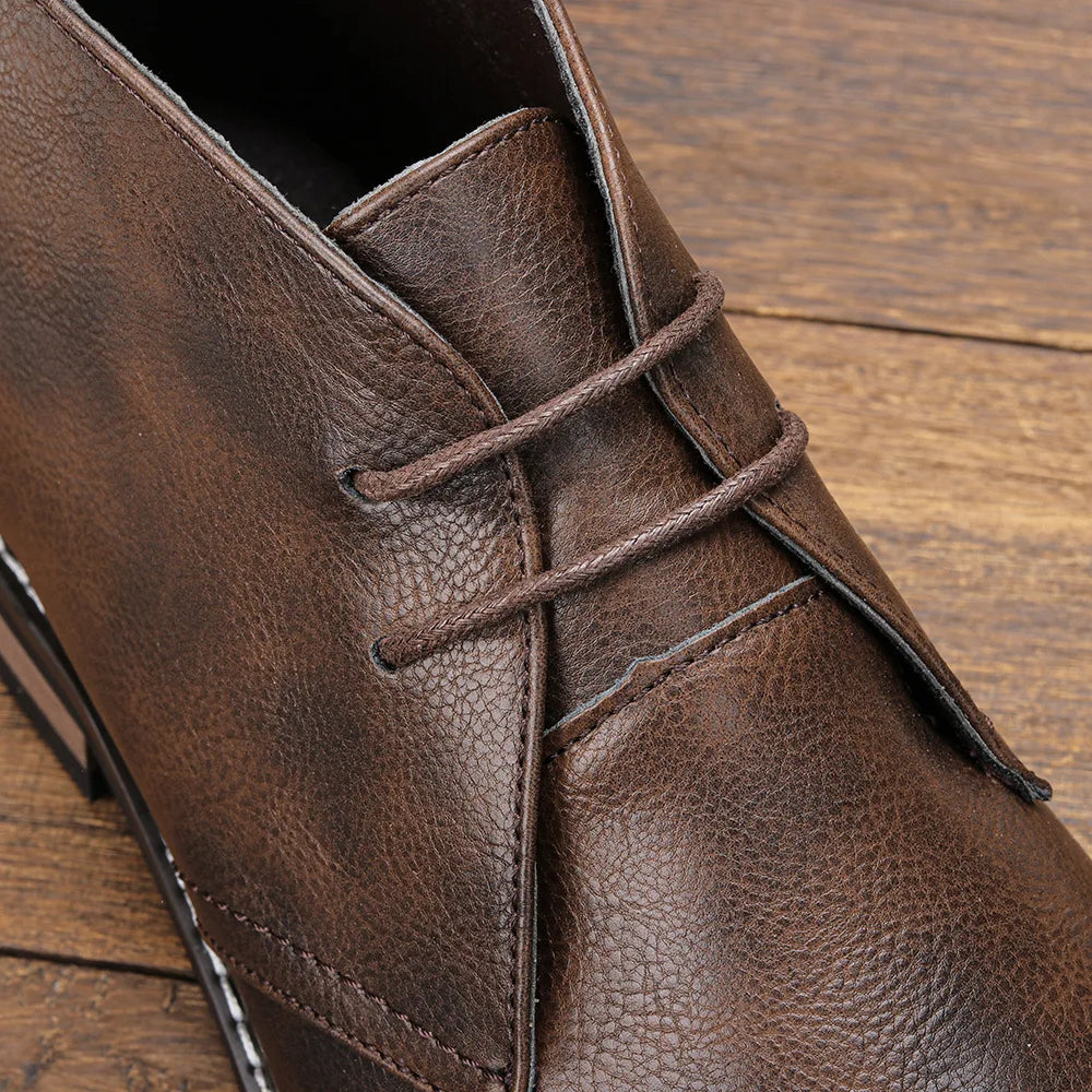 Pembroke Leather Chukka Boots