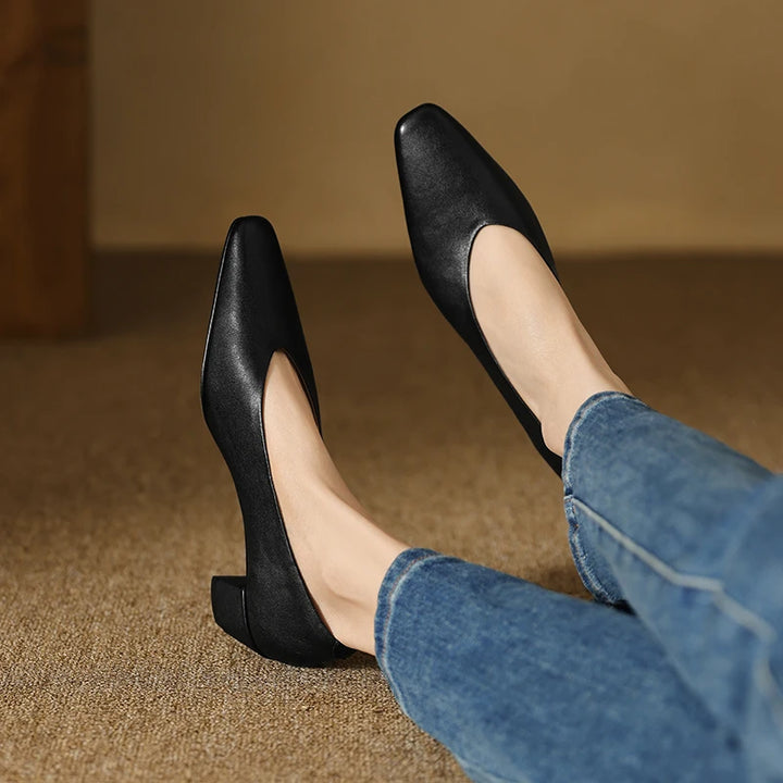 Avina Heels
