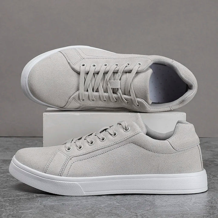 Easton Canvas Sneakers