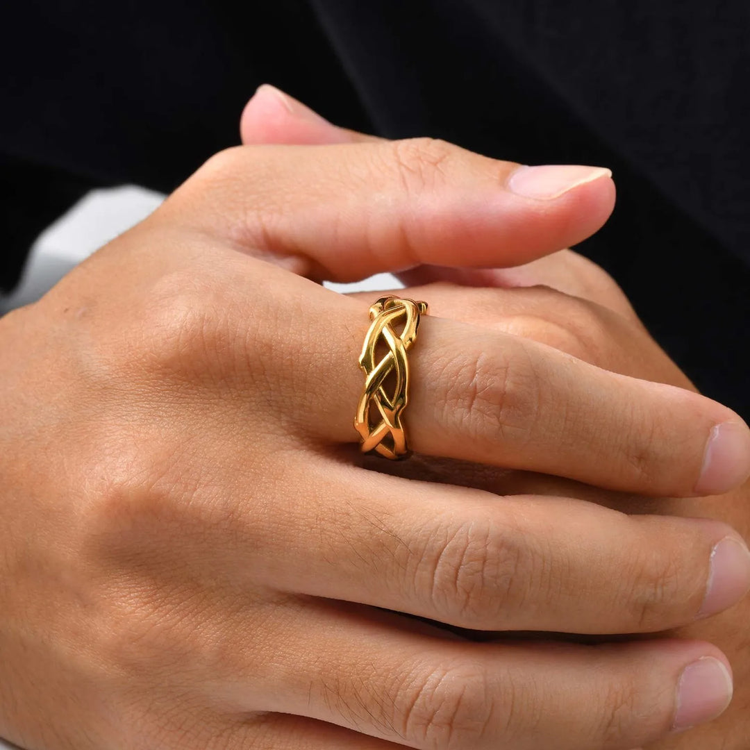 Thorn Steel Ring