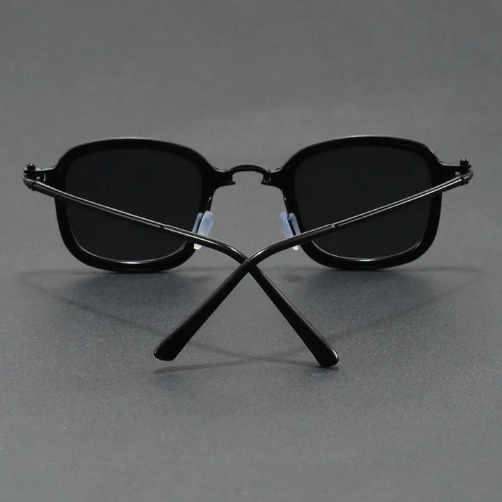 Taranto Shades