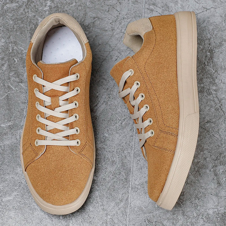 Easton Canvas Sneakers