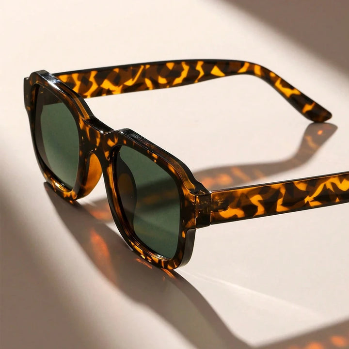 Camora Retro Shades