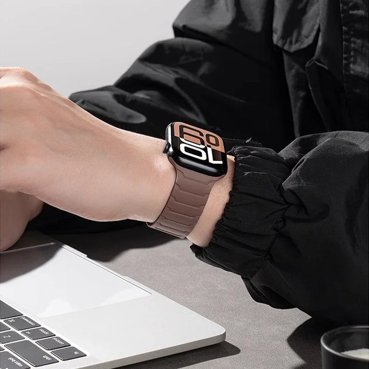 MagStrap Apple Watch Band
