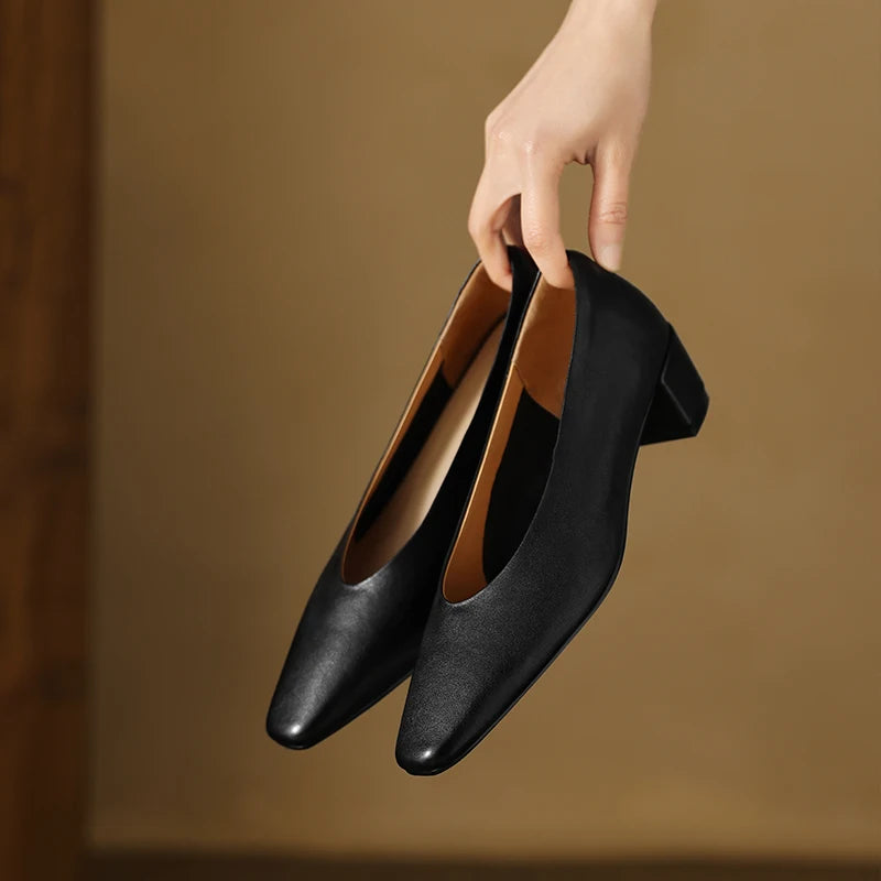 Avina Heels