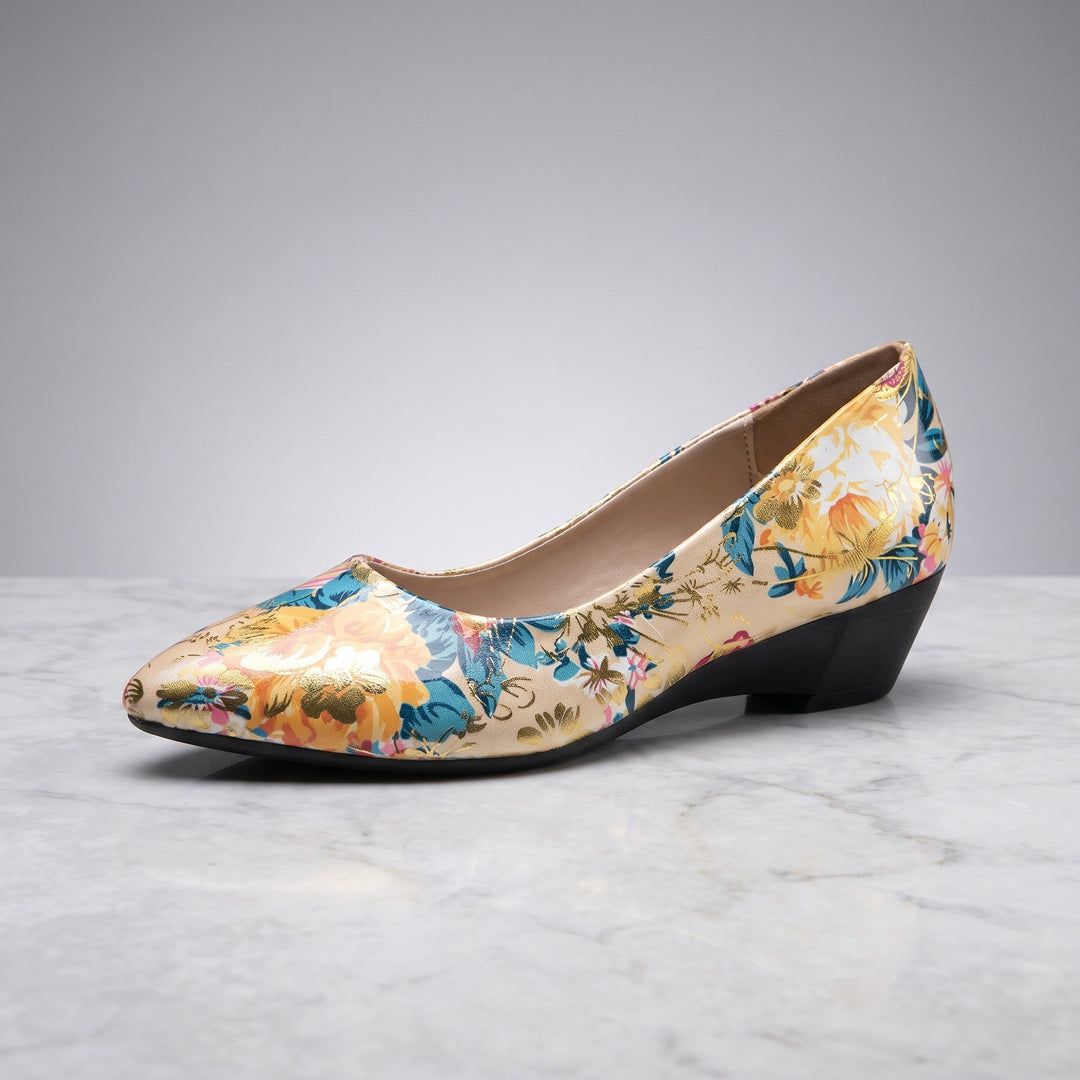 Camogli Floral Pumps — Cream Floral, side profile of a single shoe showing the low heel