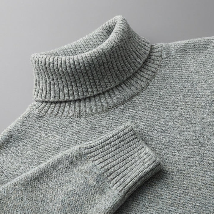 Cesena Merino Wool Turtleneck — Sage, close-up of the ribbed collar, knit and cuff