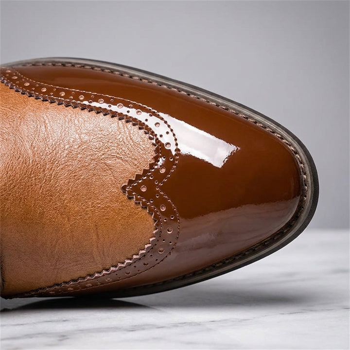 Urbino Leather Wingtip Brogues — Cognac, close view of the gloss and matte seam