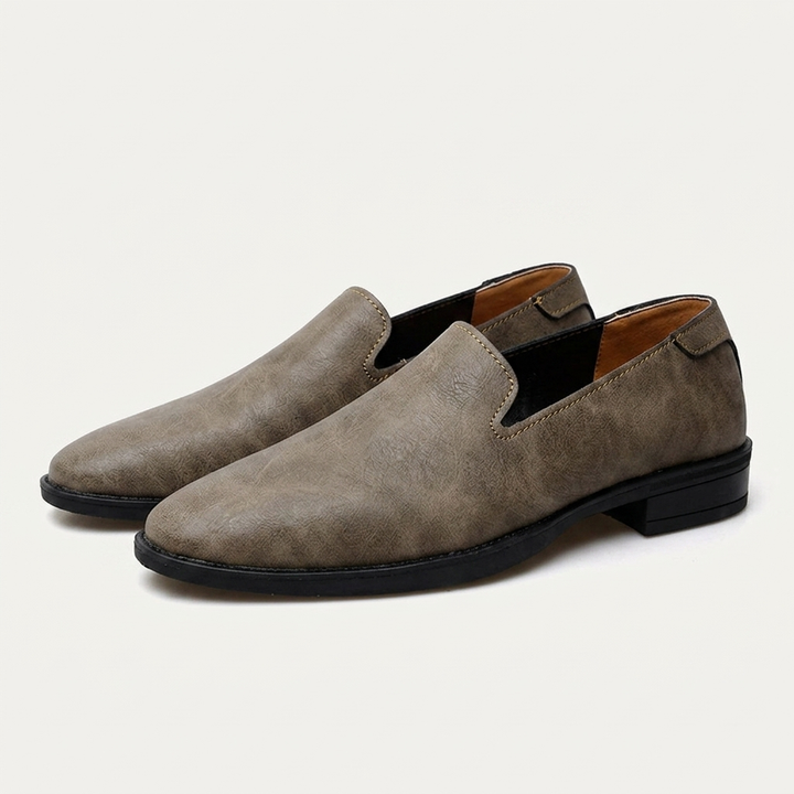Noli Pointed Loafers — Khaki